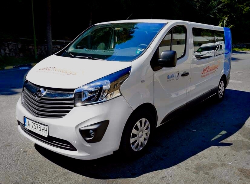 opel vivaro white